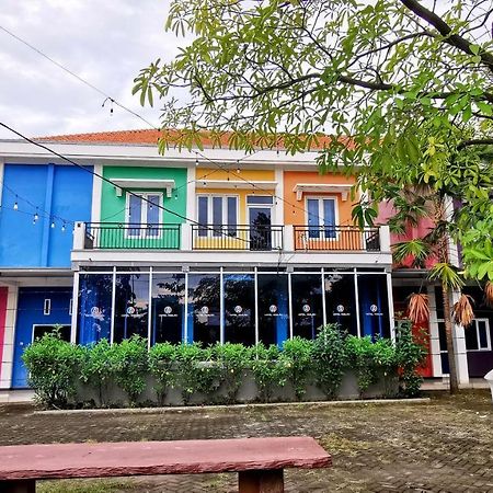 Hotel Aqiilah Syariah Lamongan Exterior photo