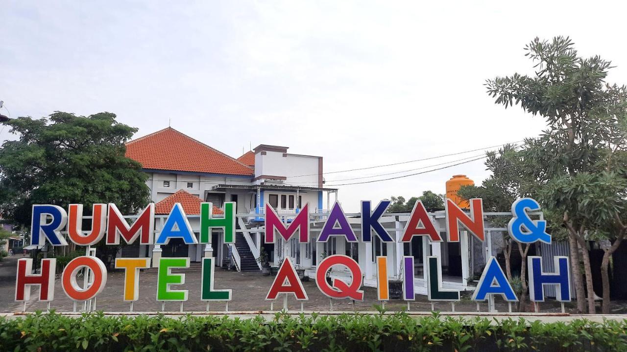 Hotel Aqiilah Syariah Lamongan Exterior photo